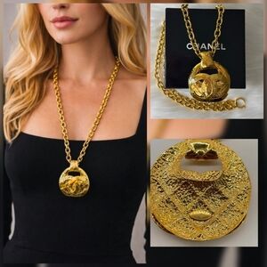 Authentic Chanel Vintage Coco Mark 94P Gold Pendant Necklace W/Box